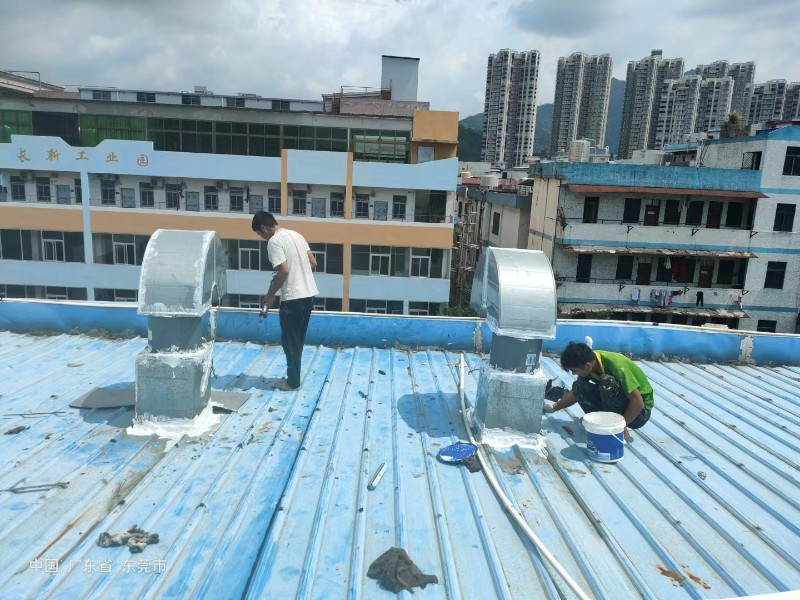 广水钢结构屋面涂料维修方法